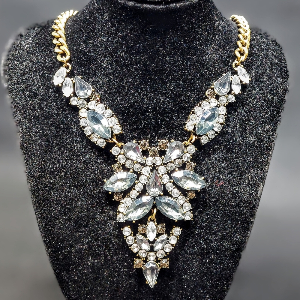 RSVP Charming Charlie Multi-CZ Cluster Satement Chain 12"L drop Necklace NWT Y2K